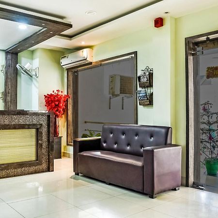 Hotel Capital O Jai Adisson à Cuttack Extérieur photo